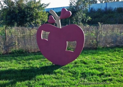 Escultura Móvil Manzana Corazón2-Jesusmasantra
